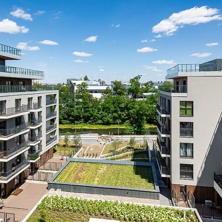 Apartment Walonska With Free Parking Wroclaw By Noclegi Renters Esterno foto